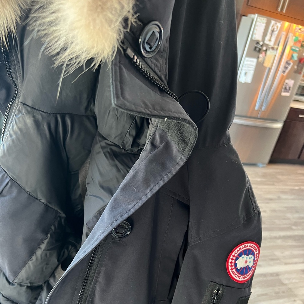 Black Canada Goose Small Winter Coat! 📸😍